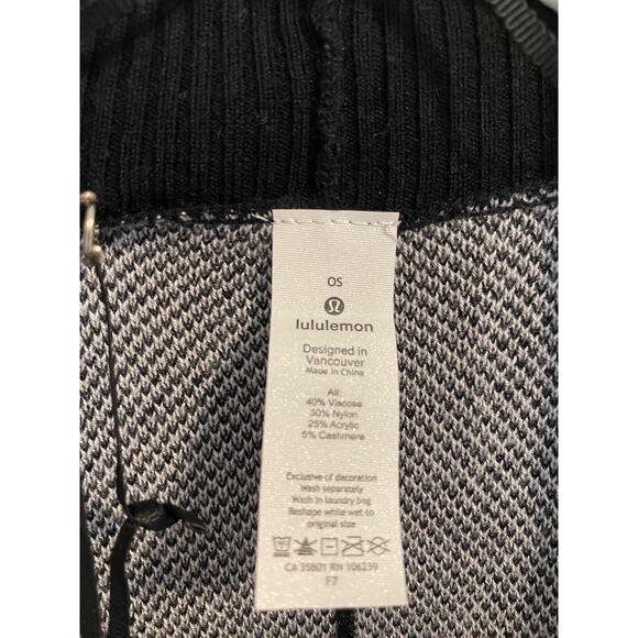 NWT Lululemon Here for Serenity Wrap one size black grey cashmere blend - Picture 8 of 8